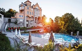 Hotel Schloss Mönchstein